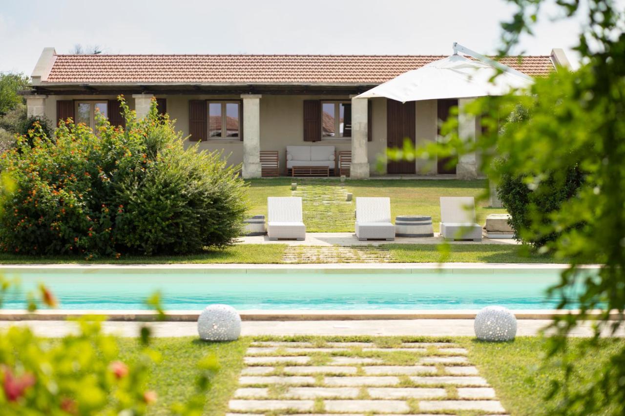 Masseria 30 Mogge Muro Leccese Buitenkant foto