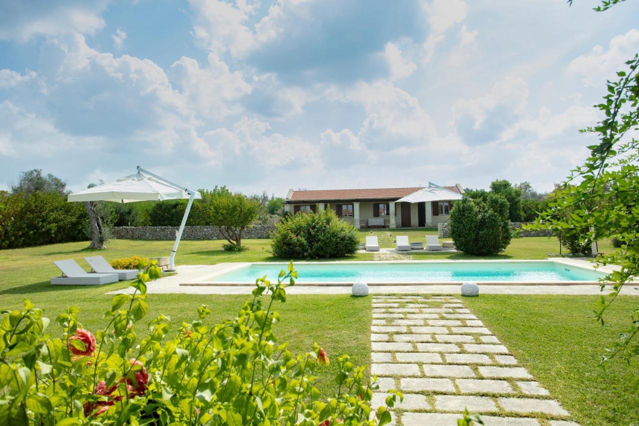 Masseria 30 Mogge Muro Leccese Buitenkant foto